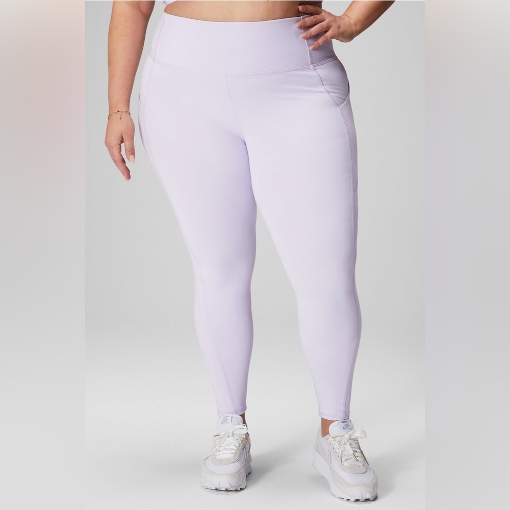 Fabletics Pure Luxe Light Pink 7/8 Leggings - Size 2X